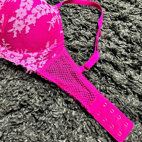 Victoria’s Secret Dream Angels Bra - Picture 3 of 5